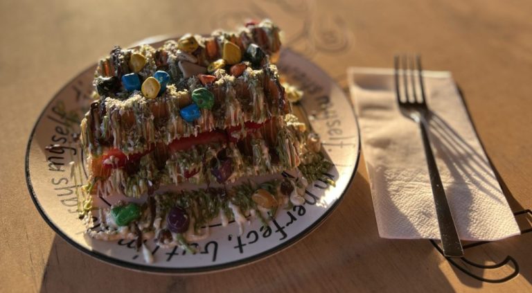 Tabak Waffle - Teras Cafe Üsküdar